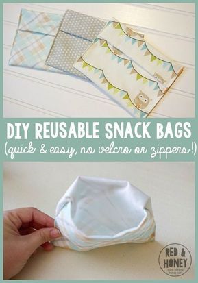 DIY Reusable Snack Bags with full instructions! In the interest of full disclosure, I warn you that I am not a very good seamstress. I am really good at sewing a straight line, but that’s about it. So don’t worry if you aren’t good at sewing. If I can do this, so can you. I promise. Just give it a shot! Click thru to find out how! Reusable Snack Bag, Beginner Sewing Projects Easy, Snack Bags, Sewing Projects For Beginners, Love Sewing, Sewing For Beginners, Learn To Sew, Sewing Patterns Free, Sewing Bag