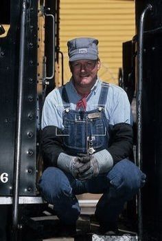 Rail Road Worker Colorado Train, Silverton Colorado, Old Steam Train, Train Engineer, Rail Road, Train Wreck, Old Trains, Colorado Usa, Working People