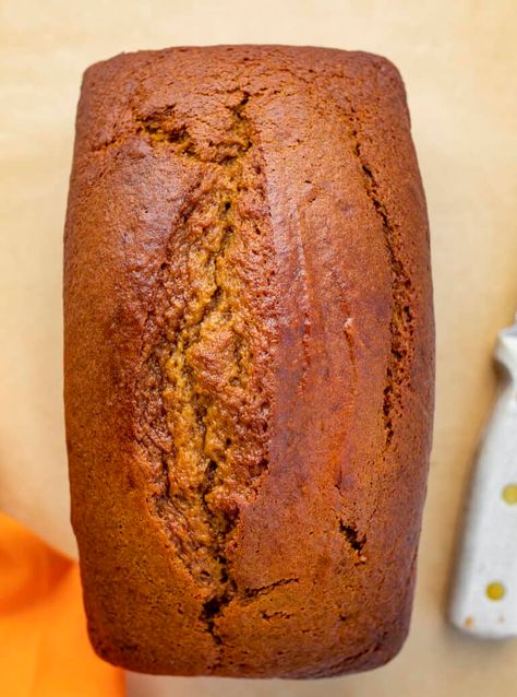 Best Ever Pumpkin Bread is a moist and flavorful bread full of pumpkin flavor that is as easy to make as it is delicious! Quick Bread, Pumpkin Bread, Pumpkin Recipes, Baking, Bread, Fall Recipes, Harvest Bread, Moist Bread, recipes, i am baker, iambaker Best Ever Pumpkin Bread I Am Baker, Pumpkin Breads, Moist Bread, Bread Twists, Bread Pumpkin, Harvest Bread, Pumpkin Crisp, Pumpkin Spice Bread, Bakery Goods