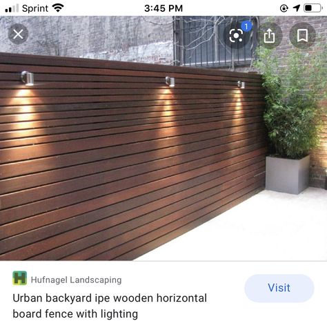 Cool Fence Ideas, Wood Fence Design, Urban Backyard, House Fence Design, Modern Fence Design, Garden Fence Ideas, Privacy Fence Designs, Fence Designs, Back Garden Design