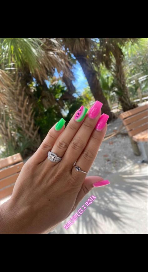 Summer Nails Neon Colors, Neon Nails For Summer, Neon Watermelon Nails, Summer Watermelon Nails, Neon Nails With Design, Bright Vacation Nails Neon, Classy Summer Gel Nails, Pretty Acrylic Nails Classy, Neon Summer Nails Designs