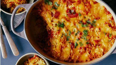 Pioneer Woman Mexican Rice, Crockpot Mexican, Mexican Rice Casserole, Mexican Chicken And Rice, Canning Whole Tomatoes, Rice Casserole Recipes, Rice Recipes For Dinner, Food Network Canada, Crowd Pleasing Recipes