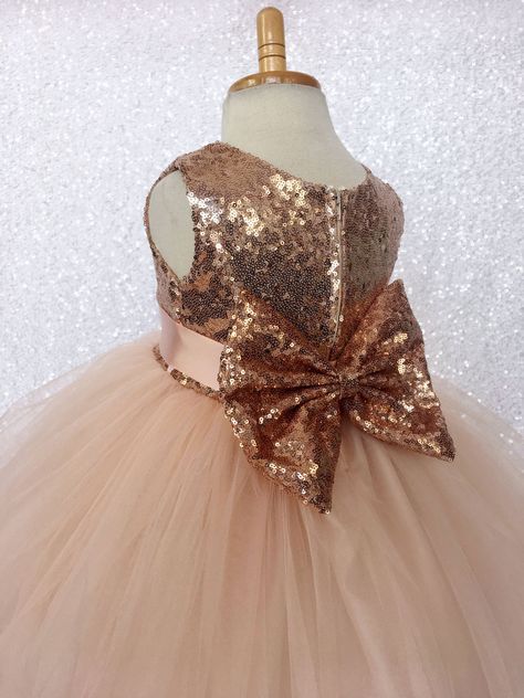 Thanks for the kind words! ★★★★★ "Everything went perfect and the dress was beautiful!" Emily https://etsy.me/3RWEf28 #etsy #graduation #christmas #pink #tulle #sequin #wedding #flowergirl #girlsdress #photoshoot Rose Gold Bridesmaid Dress, Vintage Flower Girls, Rose Gold Bridesmaid, Flower Girl Wedding, Rose Gold Dress, Gold Bridesmaid Dresses, Rose Gold Sequin, Sequin Bow, Wedding Flower Girl