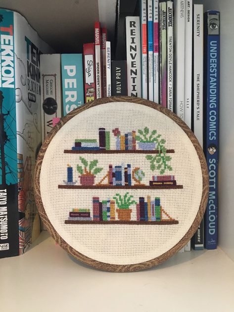 Plant Bookshelf, Cross Stitch Patterns Free Easy, Cross Stitch Gifts Ideas, Colour Photo, Stitch Gift, Cross Stitch Books, Mini Cross Stitch, Beaded Cross Stitch, Colour Chart