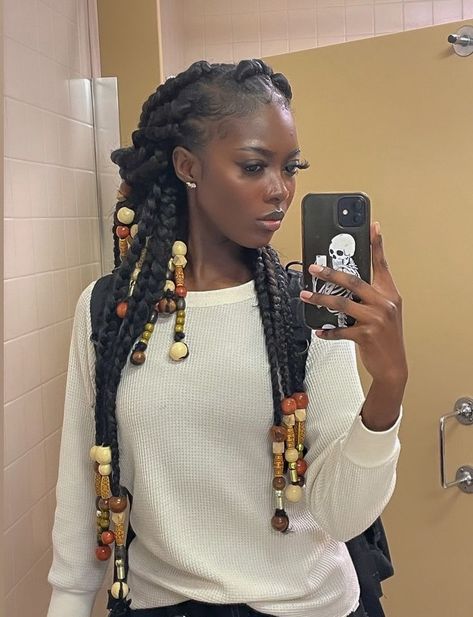 Box Braids Beads, Hair Expo, Cute Box Braids, Faux Locs Hairstyles, Fabulous Hair, Cute Box Braids Hairstyles, Braids With Beads, Pretty Braided Hairstyles, African Braids Hairstyles