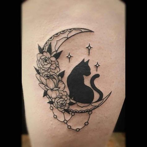 Cat And Dog Tattoo, Cat And Moon, Black Cat Tattoos, Crescent Moon Tattoo, Tattoo Zeichnungen, Moon Tattoo Designs, Inspiration Tattoos, Cat Tattoo Designs, Geniale Tattoos