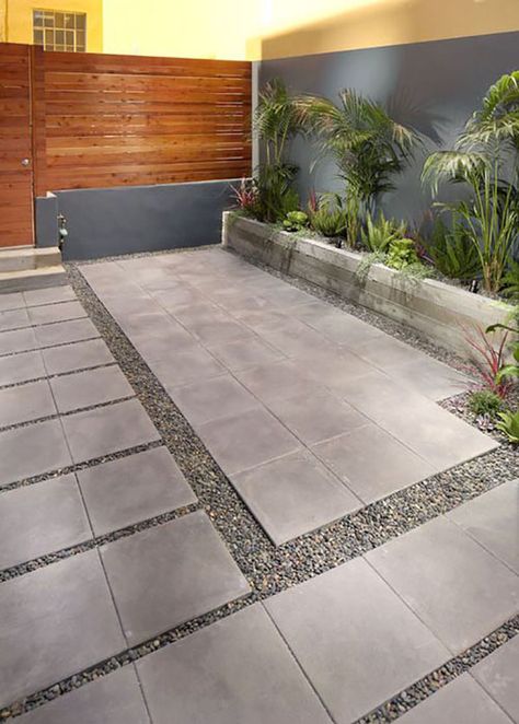 Contemporary concrete and gravel patio Patio Ideas Diy, Gravel Patio Ideas, Concrete Pavers Walkway, Pea Gravel Patio, Garden Pavers, Patio Seating Area, Concrete Patio Designs, Gravel Patio, Patio Pergola