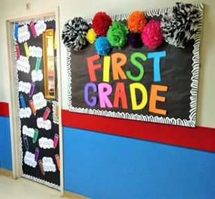 Cute, colorful, and eye-catching, this vibrant display created by Mrs. Kacey combines a very traditional early childhood theme (i.e. crayons/colors) with more modern patterns and three-dimensional... Class Room Door, Room Door Ideas, Fall Classroom Door, Classroom Door Displays, Welcome Bulletin Boards, Classroom Decor High School, School Door Decorations, Classroom Wall Decor, School Doors