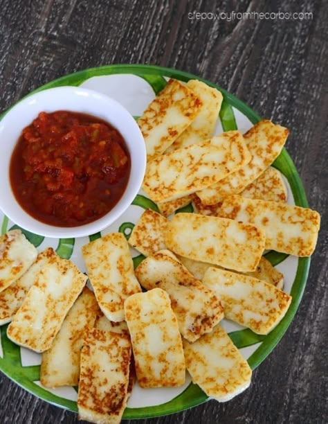 Keto Fried Queso Fresco Keto Fried Cheese, Queso Fresco Recipe, Metabolism Makeover, Mexican Appetizer, Carb Sides, Fried Cheese, Mexican Appetizers, Low Carb Mexican, Bread Starter