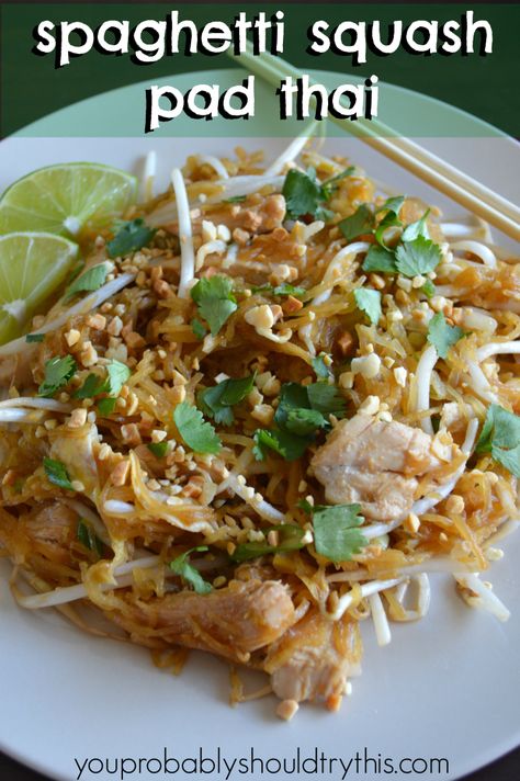 Spaghetti Squash Pad Thai – you probably should try this Spaghetti Squash Pad Thai, Recipe Shrimp, Pasta Spaghetti, Thai Noodles, Spaghetti Squash Recipes, Keto Foods, Shrimp Pasta, Paleo Dinner, Squash Recipes