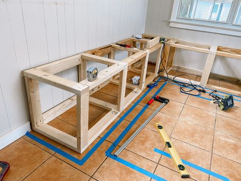 How we made our own DIY breakfast nook bench | Free plans Diy Breakfast Nook Bench, Banquette Seating With Storage, Banquette Seating Diy, Bay Window Benches, Seating In Kitchen, Diy Breakfast Nook, Breakfast Nook Bench, Small Breakfast, Diy Window Seat