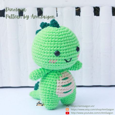 Crochet Amigurumi Free Patterns Dinosaur, Dinosaur Amigurumi Free, Knitting Ideas For Beginners, Crochet Dinosaur Pattern Free, Dinosaur Crochet, Crochet Dinosaur Patterns, Crochet Border Patterns, Crochet Dinosaur, Crochet Keychain Pattern