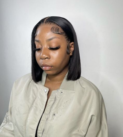 Short Straight Frontal Wig Hairstyles, Bob Lace Front Wigs Middle Part, Long Bob Frontal Wig, Bob Frontal Hairstyles, Middle Part Bob Wig, 14in Frontal Bob Wig, Straight Bob Lace Front Wigs, Middle Part Bob, Blonde Highlights On Dark Hair