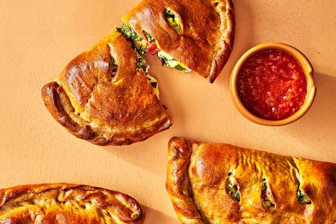 Roasted Veggie Calzones Veggie Calzone, Italian Dinner Ideas, Wheat Pizza Dough, Wheat Pizza, Calzone Recipe, Whole Wheat Pizza, Flat Breads, Italian Dinner Recipes, Protein Nutrition