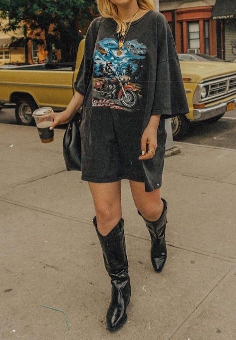 Edgy Concert Outfit, Concert Outfit Ideas, Looks Country, Nashville Outfits, Concert Outfits, Looks Street Style, Cooler Look, Festival Looks, Mode Inspo