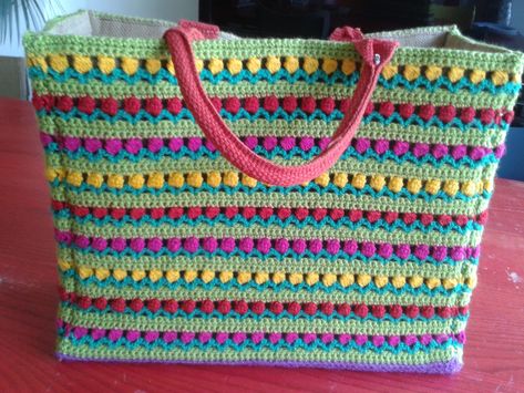 haaknaald: De Sas-Tas Jute Tas, Trending Crochet Patterns, Free Crochet Purse Patterns, Crochet Hand Bags, Patterns For Crochet, Bags For Ladies, Crocheted Bags, Crochet Purse Pattern Free, Free Crochet Bag