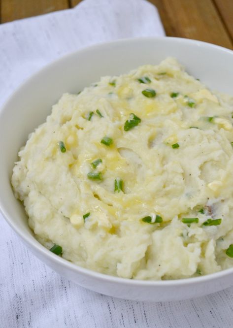 Wasabi Mashed Potatoes for 2 Mashed Potatoes For 2, Chive Mashed Potatoes, Wasabi Mashed Potatoes, Bruschetta Ingredients, Applesauce Cake, Top Chicken Recipes, Romantic Dinner For Two, Making Mashed Potatoes, Homemade Tacos