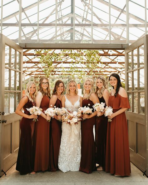 Boho Earth Tones, Bridesmaid Dress Color Schemes, Bridal Party Color Schemes, Orange Wedding Colors, Bridal Parties Colors, Teal Bridesmaid, Western Style Wedding, Neutral Bridesmaid Dresses, Fall Bridesmaids