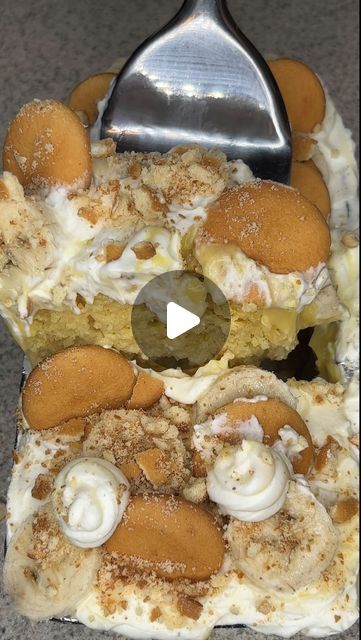 🇲🇽 Ashh on Instagram: "Let’s get into this BANANA 🍌PUDDING TRES LECHES😩🥹 this was soooooo gooood. I’m never disappointed in how many ways you can use banana pudding  #desserts #bananapudding #rvafood #rvafoodie #foodie #foodlover" Banana Pudding Desserts, Banana Pudding Cake, Tres Leches Cake, Pudding Desserts, Tres Leches, Meat Pie, Banana Pudding, Pudding Recipes, Food Lover