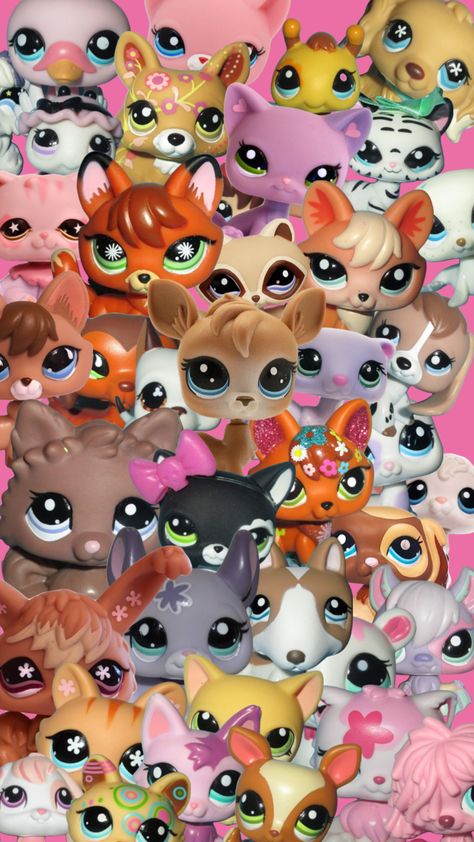 Lps pile #lps #toys #y2k #nostalgia #nostalgiacore #littlestpetshop Lps Wallpaper Aesthetic, Littlest Pet Shop Aesthetic, Lps Wallpaper, Maddy Core, Y2k Toys, Lps Aesthetic, Crazy Birthday, Lps Popular, Custom Lps