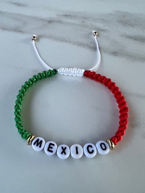 Mexico flag bracelet  Returns & exchanges  NOT ACCEPTED  But please contact me if you have problems with your order. Mexican Friendship Bracelets, Clay Bead Bracelet Ideas Mexican, Mexican String Bracelets, Mexican Style Bracelets, Mexican Gifts Ideas, Hispanic Bracelets, Mexican Bracelets Handmade, Mexico Bracelets, Bracelets Mexican