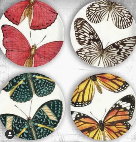 Butterfly Turquoise, Haft Sin, Animal Plates, Turquoise Butterfly, Plastic Dinnerware, Pottery Painting Designs, Art Ancien, China Painting, Plate Art