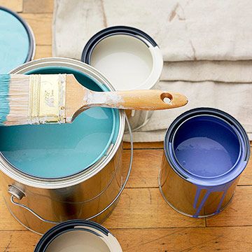 Declutter your life by cleaning out your closets. We’ll show you the five things you’ve kept in your house that you should get rid of now. These unwanted items include everything from extra paint to extra towels to old magazines. Painting Wood Paneling, Leftover Paint, Colour Wheel, Interior Wall Paint, Helpful Things, Storage Tips, Paint Techniques, Flat Paint, Interior Painting