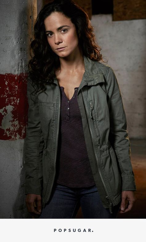 10 Things You Need to Know About the New Queen of the South, Alice Braga Teresa Mendoza, Alice Braga, South Usa, Queen Of The South, Pablo Escobar, Women Names, Mendoza, Cotton Jacket, Serie Tv