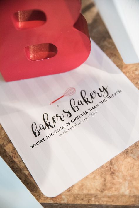 Kara's Party Ideas Little Baker Bakery Birthday Party | Kara's Party Ideas Baking First Birthday Theme, Baker Themed Party, Bakery Birthday Party, Bakery Signage, Balloon Cookies, Table Backdrop, Party Fotos, Party Checklist, Cupcake Wrapper