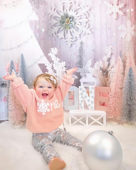 Sooo much cuteness going on here!! How stinkin’ ADORABLE is little miss in her ❄️🤍Winter ONEderland Sweater🤍❄️!? Happy First Birthday, sweetie pie!! #themodmango #themodmangobabyco #winteronederland #winterwonderland #firstbirthday #firstbirthdaytheme #winterfirstbirthday #babysweater #custombabysweater #firstbirthdaygirl #handembroidery #handembroidered #babyboutique Girls Winter Onederland Birthday, Winter Onederland Outfit Girl, Winter Onederland Photoshoot, 1st Birthday Girl Winter Theme, First Birthday Ideas Winter, January 1st Birthday Girl, January First Birthday Girl, Girl First Birthday Party Ideas Winter, Winter First Birthday Photoshoot