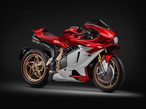 MV Agusta Superveloce 1000 Serie Oro First Look | Cycle World Mv Agusta Superveloce, Look Cycle, Mv Agusta Dragster, Scrambler Icon, New Ktm, Dirt Bike Racing, Honda Africa Twin, Royal Enfield Bullet, Concept Motorcycles