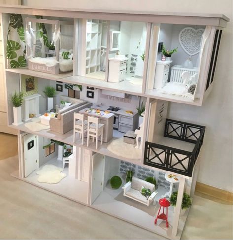 Home Made Barbie House, Cube Dollhouse, Barbie Doll House Makeover, Barbie House Makeover, Modern Barbie House, Homemade Barbie House, Modern Doll House, Best Doll House, Barbie Doll Houses