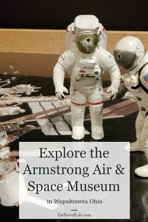 Heard of Wapakoneta Ohio? You should have. It's the hometown of Apollo 11 Astronaut Neil Armstrong and the Armstrong Air and Space Museum. See why you need to make the stop to see this air and space museum. #apollo11 #spaceship #moonlanding #spacemuseum #airandspacemuseum #neilarmstrong Wapakoneta Ohio, Midwest Vacations, Road Trip Places, Ohio Travel, Road Trip Destinations, Space Museum, Neil Armstrong, Air And Space Museum, Family Vacation Destinations