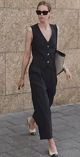 Black Waistcoat Outfit Women, Black Vest Outfits For Women, Black Waistcoat Outfit, Waistcoat Outfit Women, Cute Outfits For Summer, Waistcoat Outfit, Vest Outfits For Women, Black Waistcoat, Outfits For Summer