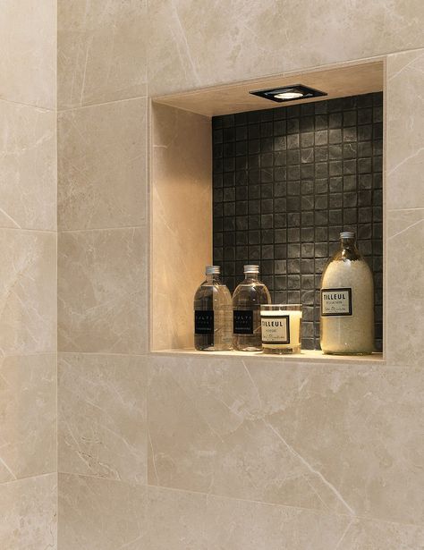 Marble Effect Tiles, Bathroom Niche, Small Shower Remodel, Bathroom Inspiration Modern, Beige Bathroom, Bad Inspiration, Shower Niche, Bathroom Design Decor, Shower Tile Designs