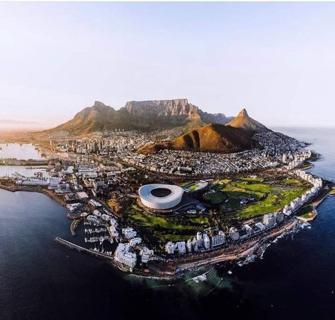 Peter Lewis🇿🇦 on Twitter: "Cape Town😊, showing off in all her splendour💕👌🏡💯… " South Africa Aesthetic, South Africa Trip, Africa Aesthetic, Africa Trip, Visit South Africa, Wetland Park, Boulder Beach, Cape Town South Africa, Most Beautiful Cities