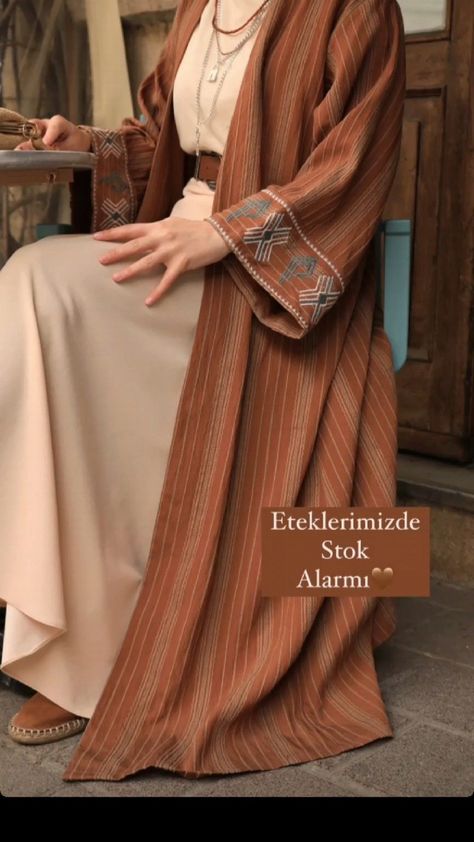 Abaya Fashion 2023, Pretty Abayas, Muslim Fashion Dress Simple, Abaya Casual, Simple Abaya Designs, Modest Abaya, Casual Abaya, Abaya Designs Latest, Muslim Outfits Casual