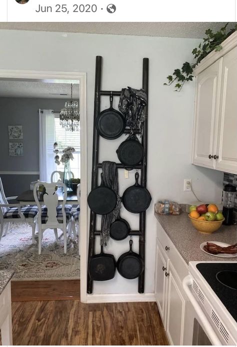 Cast Iron Skillet Storage Ideas, Cast Iron Cookware Display, Island Farmhouse, Epoxy Countertops, Cast Iron Decor, Kitchen Remodel With Island, Kitchen Wall Storage, Pan Storage, Iron Storage