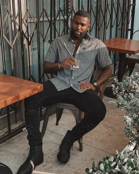 Black Mens Professional Fashion, Black Man Fashion Swag, Black Man Date Night Outfit, Black Mens Fall Outfits, Black Man Outfits Casual, Fall Outfit Black Men, Black Men Casual Outfit, Black Men Aesthetic Fashion, Date Night Outfit Black Men