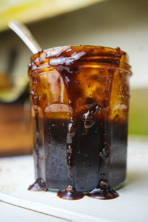 Korean Bbq Sauce Recipe, Barbecue Marinade, Thai Tea Recipes, Korean Chili Flakes, Bulgogi Sauce, Korean Bbq Sauce, Korean Barbecue, Kimchi Fried Rice, Bbq Sauce Recipe