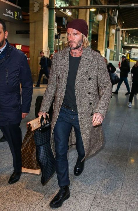 David Beckham Style 2022, David Beckham Winter Style, David Beckham 2022, David Beckham Street Style, Beckham Outfit, Man Fashion Style, David Beckham Style Outfits, Mantel Outfit, David Beckham Style