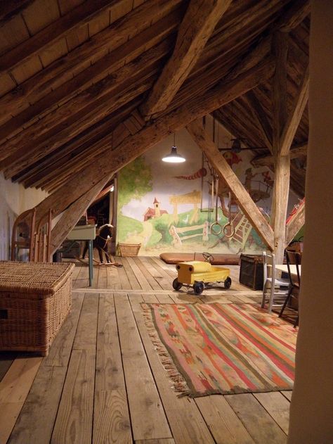 Finished Attic, Attic Playroom, Attic Loft, Attic House, Shop Barndominium, Attic Flooring, Bedroom Barndominium, Stairway Design, Casa Country