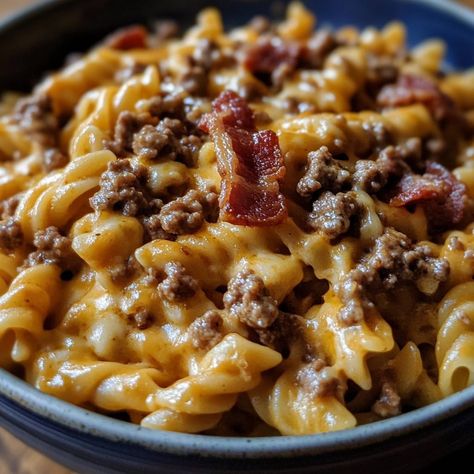 Burger Noodle Recipes, Loaded Bacon Cheeseburger Mac, Loaded Bacon Cheeseburger Pasta, Recipes With Bacon Dinner, Bacon Cheeseburger Pasta, Bacon Pasta Recipes, Bacon Recipes For Dinner, Baked Meatloaf, Bacon Dinner