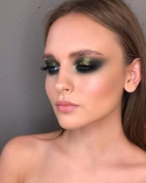 Editorial Make-up, Eye Makeup Glitter, Party Make-up, Makeup Sephora, Makijaż Smokey Eye, Green Eyeshadow, High End Makeup, Makeup Hacks, Jaclyn Hill