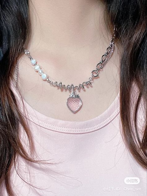 Chris Core, Douyin Style, Ethereal Jewelry, Chinese Social Media, Strawberry Necklace, Heart Projects, Pink Gem, Girly Accessories, Pretty Necklaces