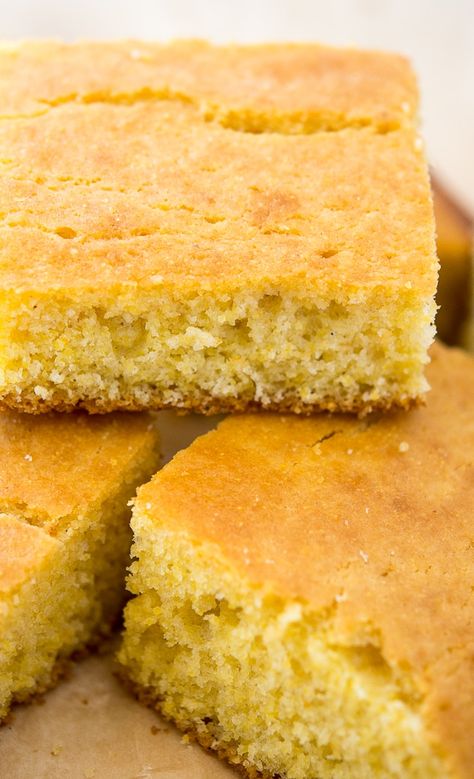 Easy Buttermilk Cornbread Recipe - This simple homemade cornbread is a winner every time! Yummy Cornbread Recipe, Easy Buttermilk Cornbread Recipe, Homemade Sweet Cornbread, Easy Buttermilk Cornbread, Cornbread Recipe From Scratch, Buttermilk Cornbread Recipe, Best Cornbread Recipe, Cornbread Recipe Sweet, Buttermilk Cornbread