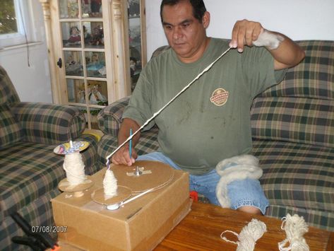 He Built a Cheap Spinning Wheel With Cardboard and You Can Too #spinningwheel #handmade #diy #yarn #iloveyarn Diy Spinning Wheel, Spin Wheel, Homesteading Diy, Boho Soul, Spinning Wool, Spinning Wheels, Drop Spindle, Spinning Yarn, Spinning Fiber