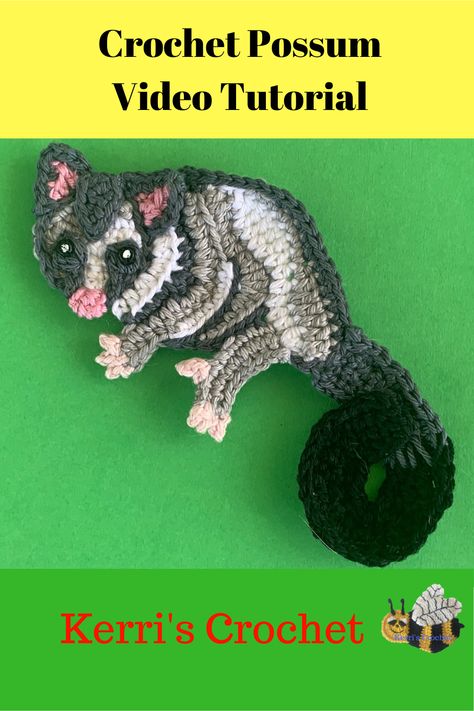 Mini Granny Square Crochet, Possum Crochet, Crochet Possum, Crochet Opossum, Free Crochet Applique, Crochet Plastic Canvas, Towel Toppers, Appliqué Patterns, Plastic Canvas Cross Stitch