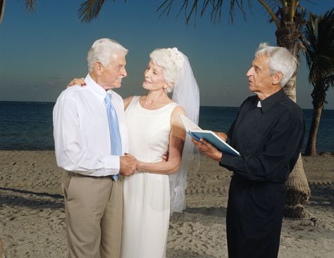 Small Wedding Ideas For Older Couple, Weddings For Older Couples, Older Couple Wedding Ideas, Wedding For Older Couple, Wedding Ideas For Older Couples, Wedding Ideas For Second Marriage, Older Couple Wedding, Wedding Rules, Small Bridal Parties