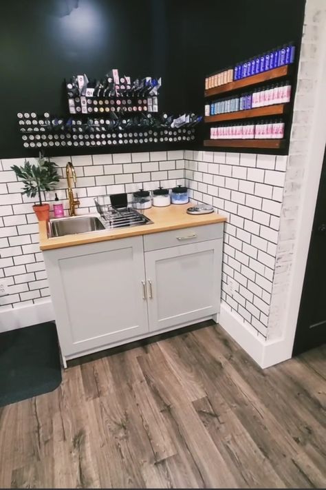 Small Basement Salon Ideas, Home Hair Salons Basement, Salon On A Budget, Small Salon Set Up, Salon Color Bar With Sink, Hair Color Room Ideas, Hair Salon Break Room Ideas, Small Salon Backbar Ideas, Small Town Salon Ideas